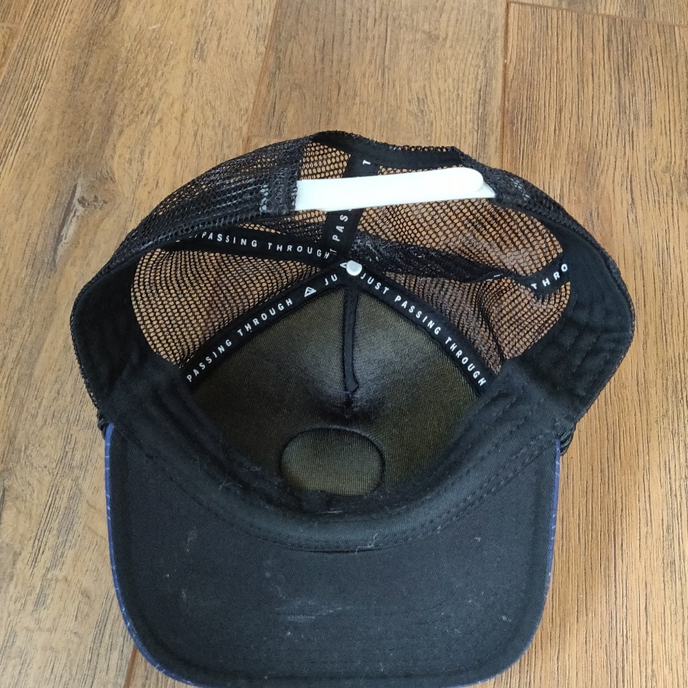 Reef trucker hat - Picture 2 of 3
